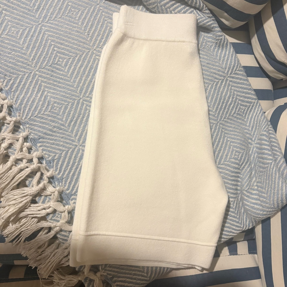 Knitted shorts